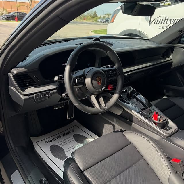 Porsche 911 (992)