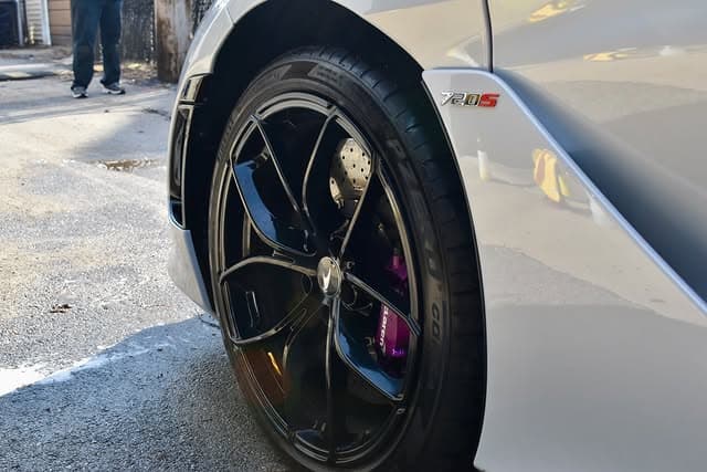 McLaren 720S — Ceramic Coating & PPF