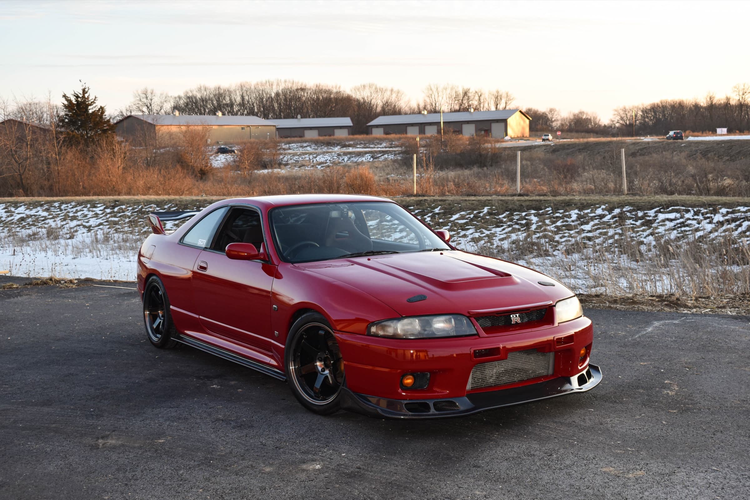 Nissan Skyline R33 GT-R — Showcase Detail