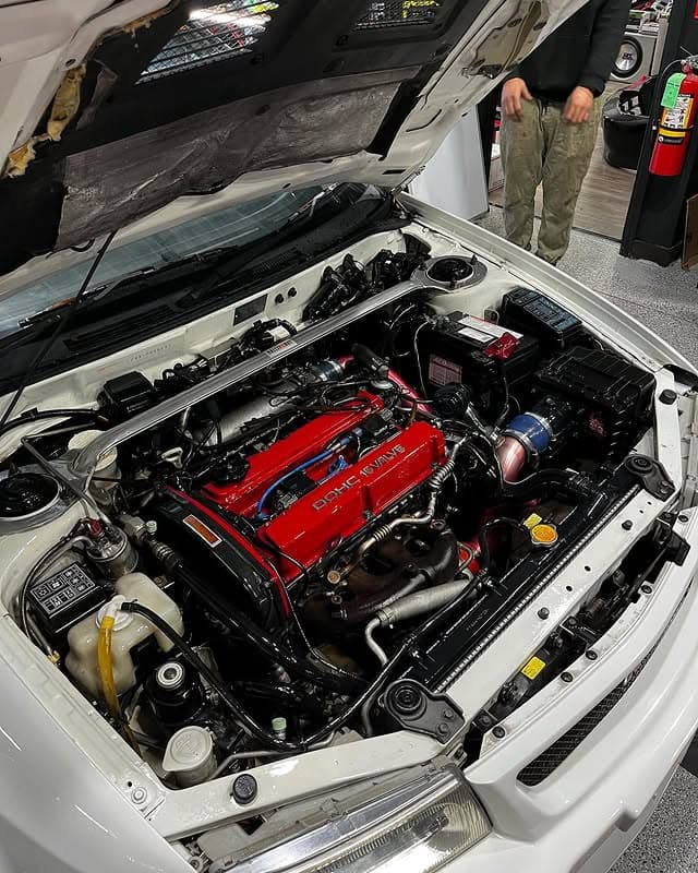 Mitsubishi Lancer Evolution — Engine Bay Detail